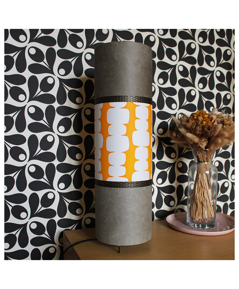 LAMPE - DOUCEUR CONTRASTÉE LAMPE - DOUCEUR CONTRASTÉE