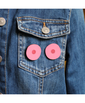 PIN'S SEINS