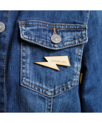 PIN'S SUPER GIRL